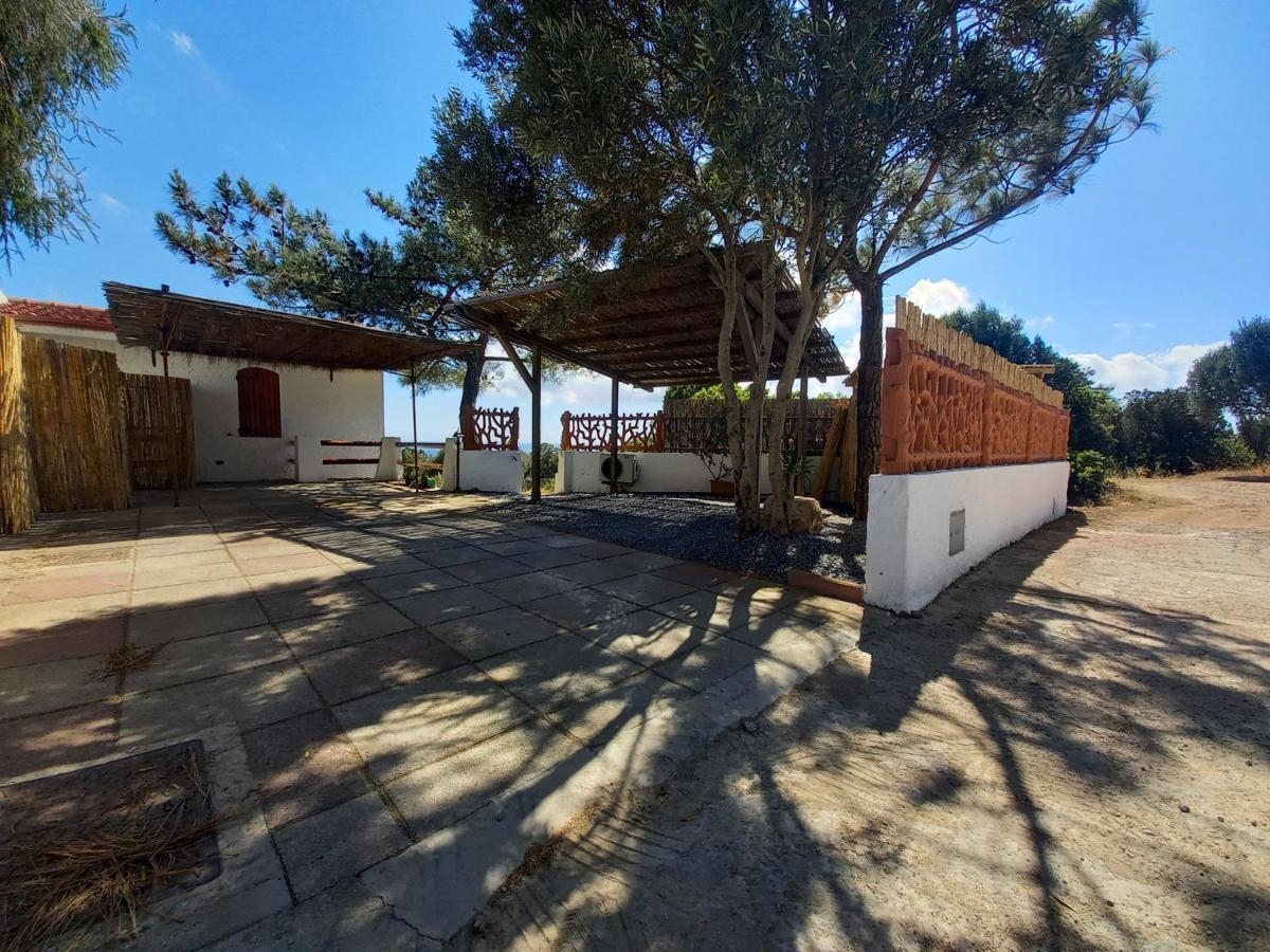 Apartments Casa Vacanze Porto Pino Exterior photo