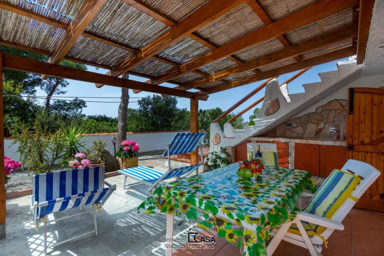Apartments Casa Vacanze Porto Pino Exterior photo