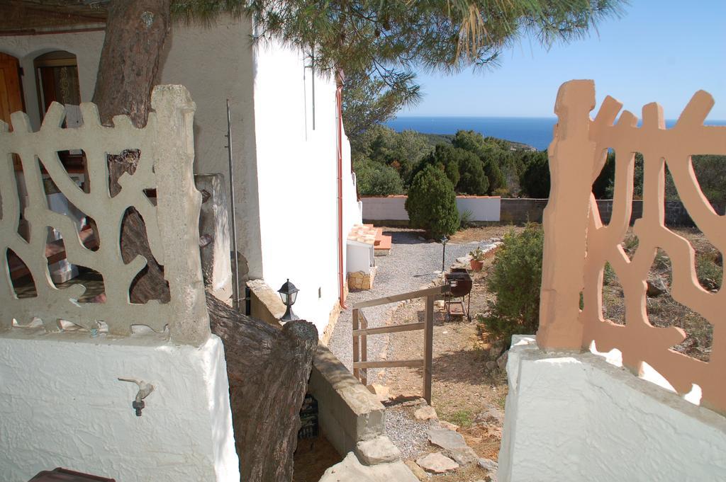 Apartments Casa Vacanze Porto Pino Exterior photo